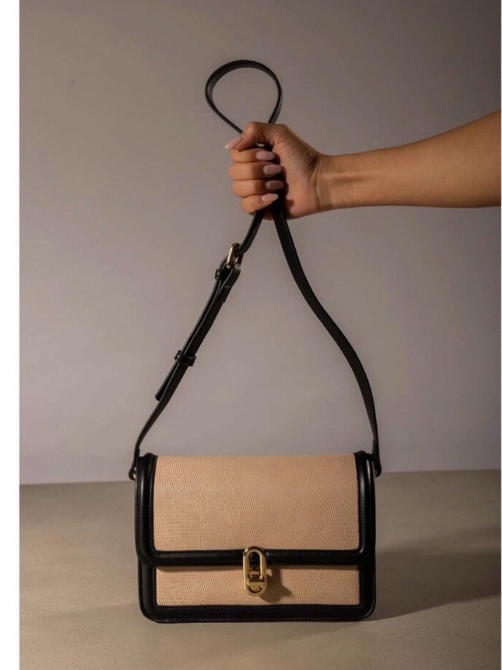 NWT JULES KAE Vegan Leather Crossbody Mia Bag
